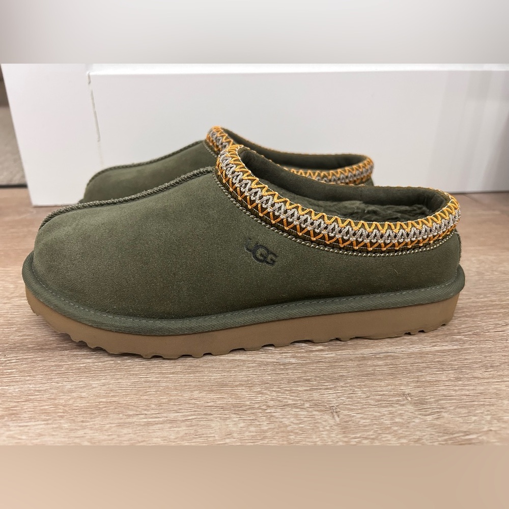 UGG Women’s Size 7 / EU 38 Tasman Olive Slip-On Shoes